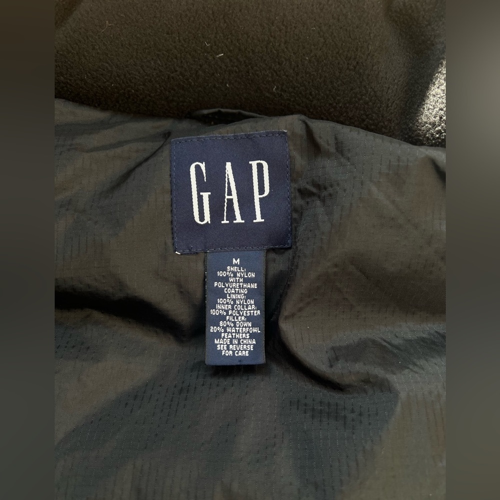 GAP Vintage Puffer Down Jacket - Picture 3 of 12